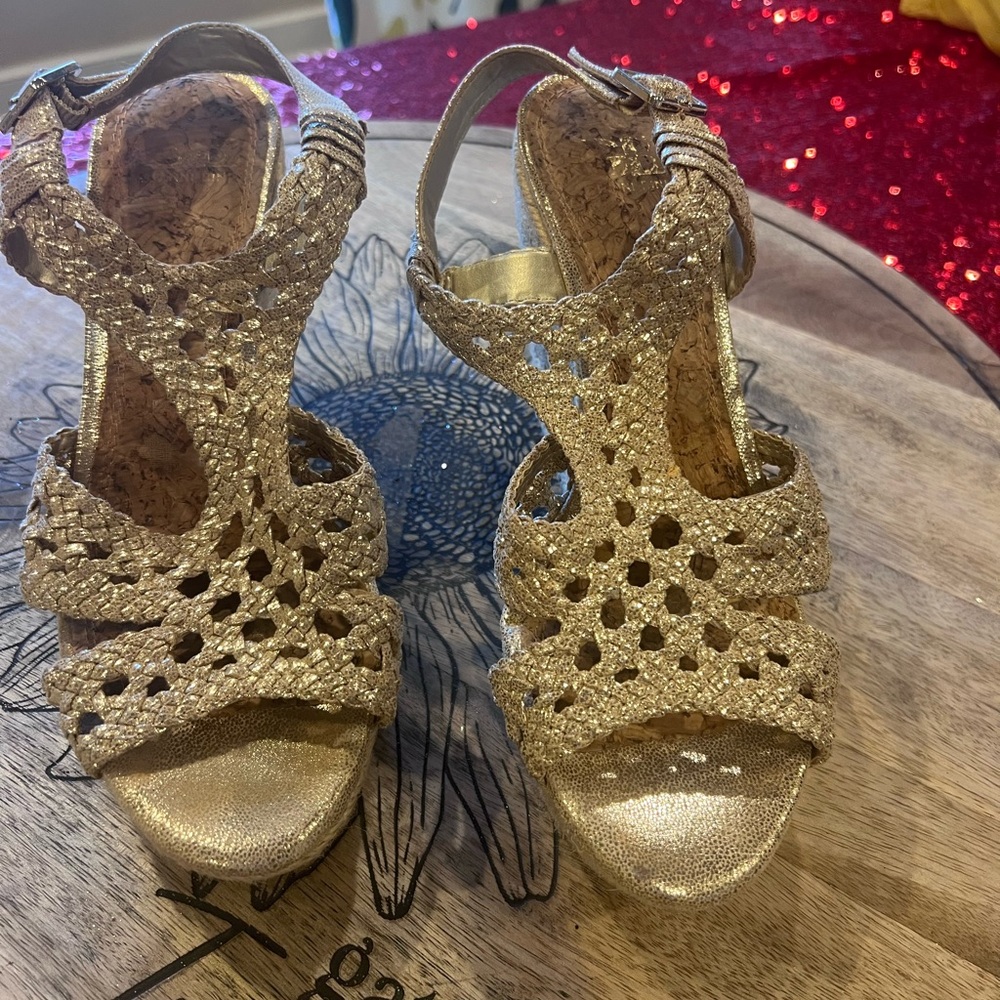 Gianni bini gold woven braided wedges 8.5 nwot